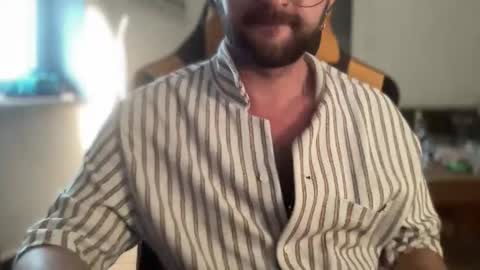 love bush online show from September 23, 7:55 am