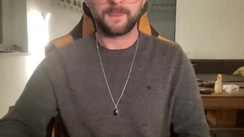 love bush online show from October 10, 4:50 pm