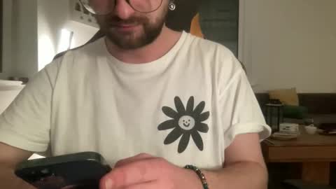 love bush online show from November 14, 9:24 pm