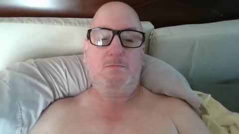 Paul online show from November 15, 6:26 pm