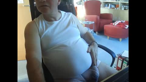 Pavlov aka Peter online show from February 9, 9:46 am