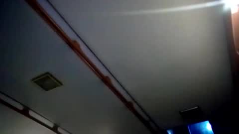 Snapshot of pavonesplash chatting on February 13, 9:27 am Pavone splash online show from February 13, 9:27 am