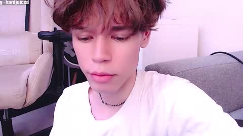 pawclaw online show from October 10, 2:49 pm