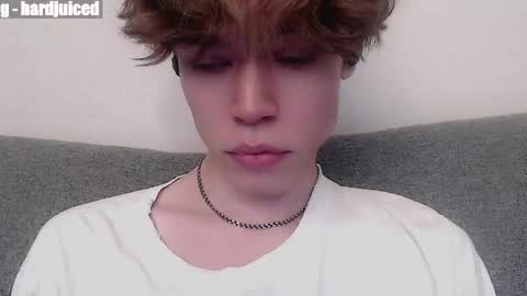 pawclaw online show from May 9, 1:33 am