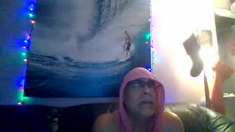 pawgkiller online show from December 31, 5:55 am