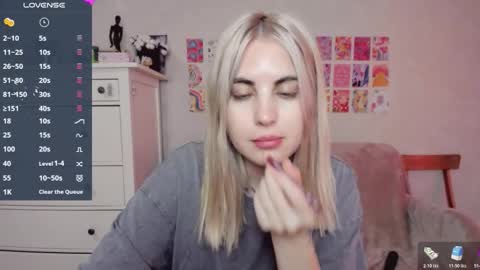 Allisses online show from October 17, 8:50 am