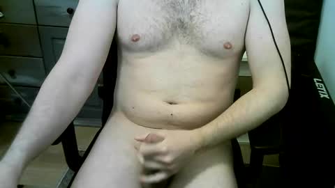 Snapshot of paxo0207 chatting on February 4, 8:02 am Jan online show from February 4, 8:02 am