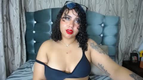Snapshot of payton_bailey chatting on May 11, 11:46 pm Payton online show from May 11, 11:46 pm