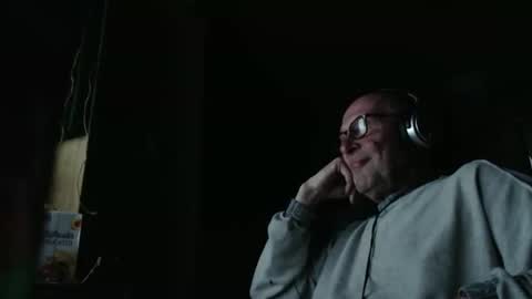 Snapshot of pc8474408 chatting on December 4, 1:59 am pc8474408 online show from December 4, 1:59 am