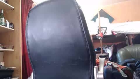 pc8474408 online show from May 24, 11:59 am