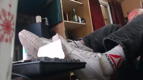 pc8474408 online show from May 25, 12:11 pm