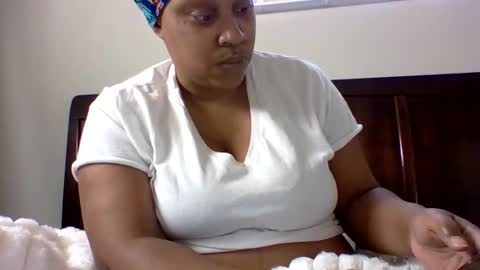 Snapshot of pcaring86 chatting on March 19, 12:42 pm pcaring86 online show from March 19, 12:42 pm