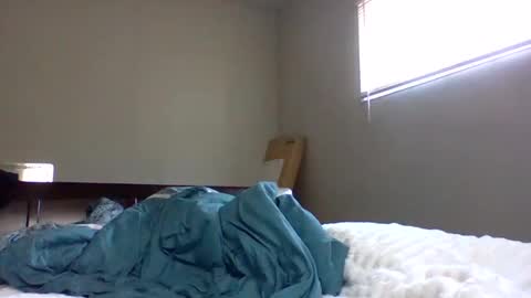 Snapshot of pcaring86 chatting on March 28, 12:16 pm pcaring86 online show from March 28, 12:16 pm