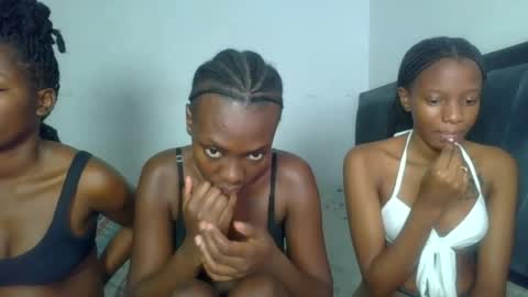 peach_ebonny online show from June 26, 6:56 pm