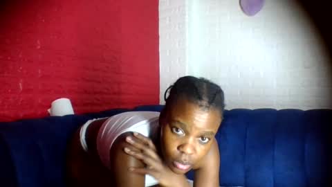 peach_melbah online show from July 1, 3:56 pm