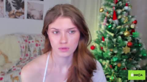 Snapshot of peach_mila chatting on December 30, 8:36 pm your love online show from December 30, 8:36 pm