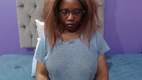 Snapshot of peachassxx chatting on May 14, 6:42 am peachy online show from May 14, 6:42 am