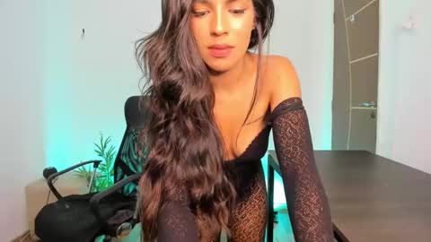 Snapshot of peachbaebe chatting on March 4, 8:38 pm camille online show from March 4, 8:38 pm