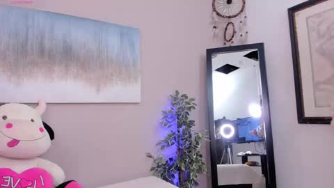 Briana online show from February 8, 1:03 pm