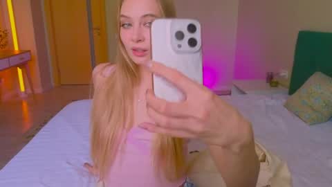 Lexy Peach online show from May 10, 9:36 am