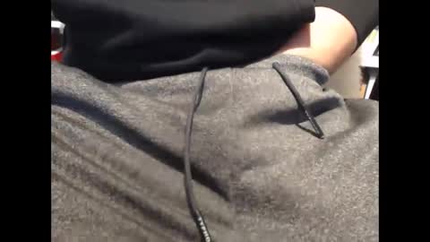 Snapshot of peacheshubby chatting on January 6, 4:23 pm hard4u online show from January 6, 4:23 pm