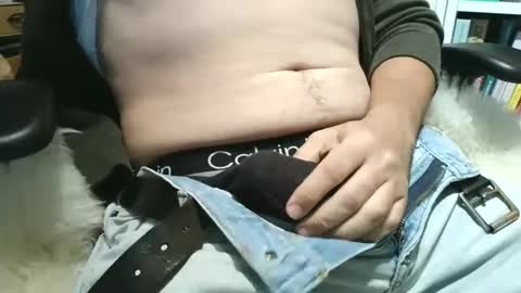 Snapshot of peacheshubby chatting on September 11, 3:01 pm hard4u online show from September 11, 3:01 pm