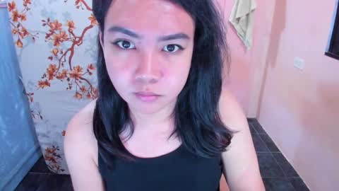Snapshot of peachperfect_ chatting on March 1, 8:11 pm I dont demand tokens for as long as youre not requesting anything but that doesnt mean I dont need tokens.. I dont do free online show from March 1, 8:11 pm