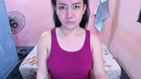 Snapshot of peachperfect_ chatting on March 30, 8:21 pm I dont demand tokens for as long as youre not requesting anything but that doesnt mean I dont need tokens.. I dont do free online show from March 30, 8:21 pm