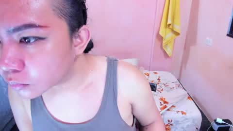 Snapshot of peachperfect_ chatting on April 16, 6:41 pm I dont demand tokens for as long as youre not requesting anything but that doesnt mean I dont need tokens.. I dont do free online show from April 16, 6:41 pm