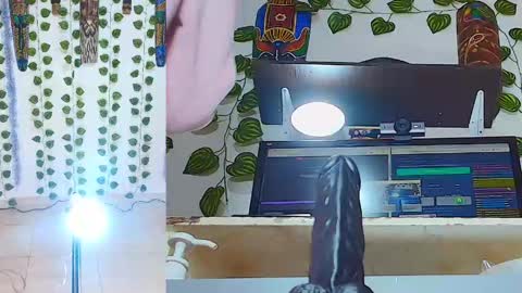 peachy__baby online show from May 5, 11:18 am