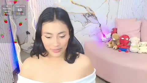 Snapshot of peachy_tay chatting on June 25, 11:37 am peachy_tay online show from June 25, 11:37 am