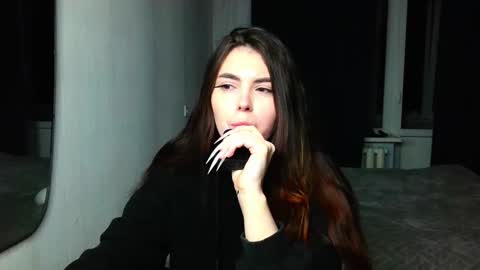 Snapshot of peachybabe__ chatting on December 3, 5:20 am Peachy online show from December 3, 5:20 am