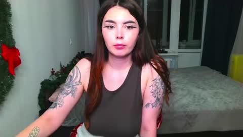 Snapshot of peachybabe__ chatting on December 9, 12:23 am Peachy online show from December 9, 12:23 am