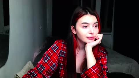 Snapshot of peachybabe__ chatting on December 27, 7:03 pm Peachy online show from December 27, 7:03 pm