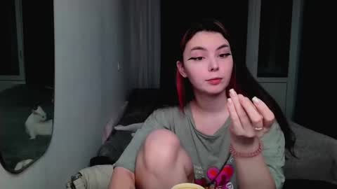 Snapshot of peachybabe__ chatting on January 11, 11:35 pm Peachy online show from January 11, 11:35 pm