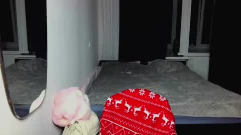 Snapshot of peachybabe__ chatting on January 18, 2:36 am Peachy online show from January 18, 2:36 am