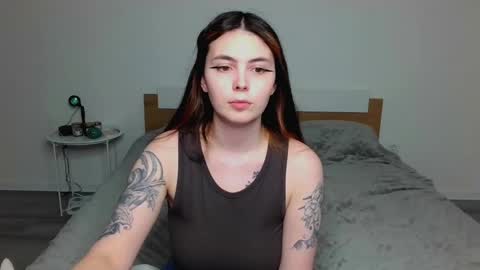 Snapshot of peachybabe__ chatting on February 5, 1:15 am Peachy online show from February 5, 1:15 am