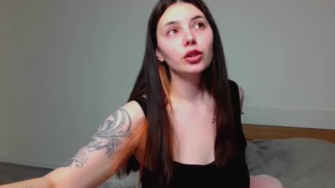 Snapshot of peachybabe__ chatting on March 3, 3:52 am Peachy online show from March 3, 3:52 am