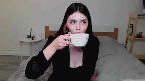 Snapshot of peachybabe__ chatting on March 4, 12:07 am Peachy online show from March 4, 12:07 am