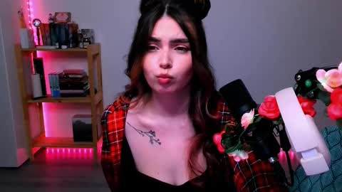 Peachy online show from October 24, 4:47 pm