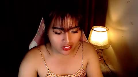 Snapshot of peakaboo_xx chatting on March 20, 6:24 pm Angel Creamdensada online show from March 20, 6:24 pm