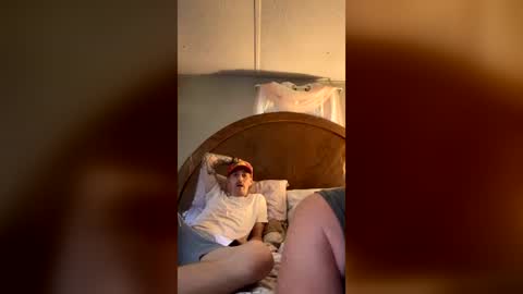 Snapshot of peakatu69 chatting on July 15, 8:03 pm peakatu69 online show from July 15, 8:03 pm