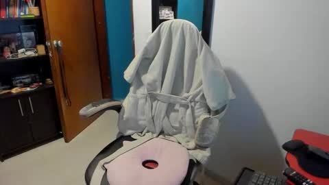 Tangerine Penaut online show from November 24, 11:04 pm