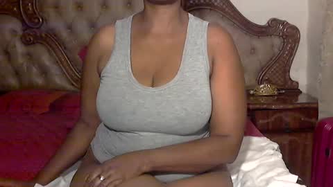 pearassmmm online show from February 17, 8:58 pm