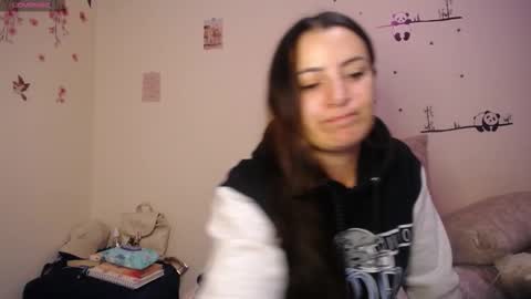 Pearl online show from November 20, 4:12 am