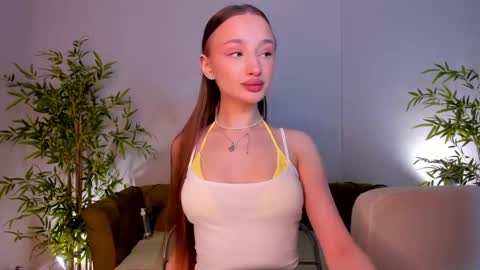 Sex Leah online show from May 19, 1:00 am