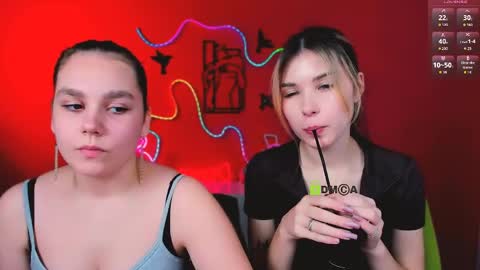 Snapshot of pearl_heart chatting on April 3, 1:42 pm pearl heart online show from April 3, 1:42 pm