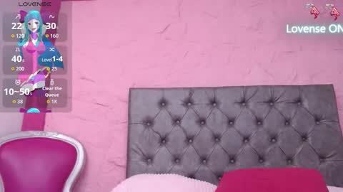 Snapshot of pearl_michelts chatting on October 27, 12:53 pm michel online show from October 27, 12:53 pm