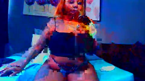 Snapshot of pearlblu38 chatting on February 12, 11:29 am Pearl online show from February 12, 11:29 am