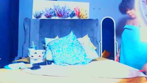 Snapshot of pearlblu38 chatting on September 23, 3:37 pm Pearl online show from September 23, 3:37 pm